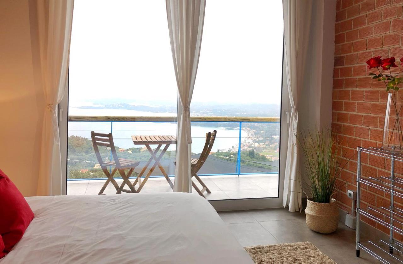 House Sienna Of Villa Intaba Best Views Corfiot Riviera Corfu Island Greece Contemporary Design Pool With Spectacular Sea Views Close To Ipsos Beach Pyrgi  ภายนอก รูปภาพ